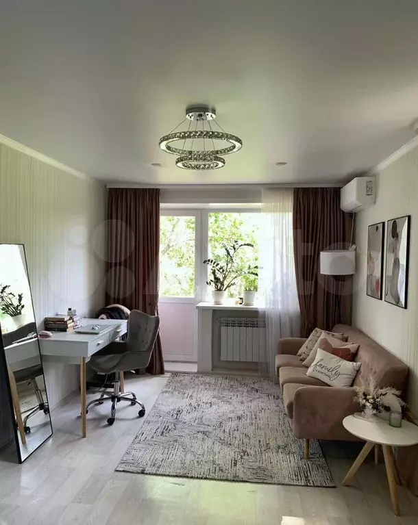 1-к. квартира, 32 м, 4/4 эт. - Фото 1