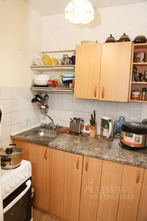 2-к кв. Тюменская область, Тюмень ул. Мельникайте, 115 (35.0 м) - Фото 0