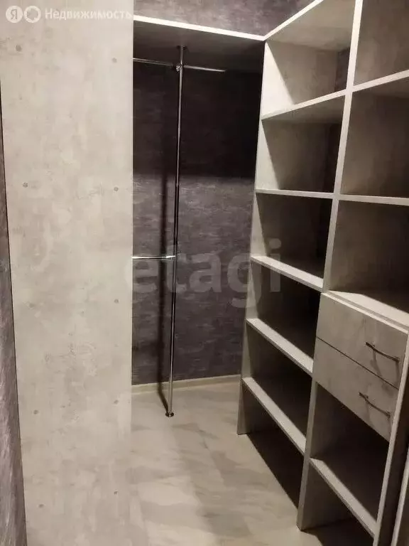 1-комнатная квартира: Калининград, улица Виктора Денисова, 10 (46.2 м) - Фото 1