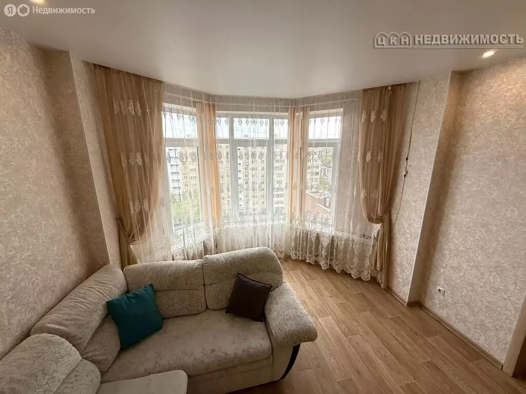2-комнатная квартира: Оренбург, улица Чкалова, 51/1 (73 м) - Фото 1