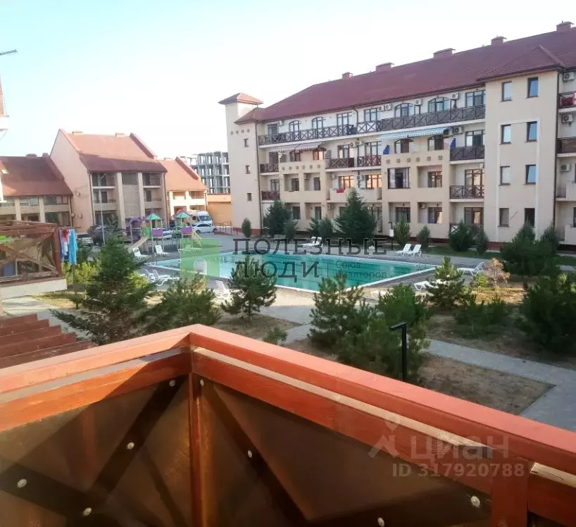 1-к кв. Крым, Черноморское пгт ул. Сигнальная, 2Б (33.2 м) - Фото 0
