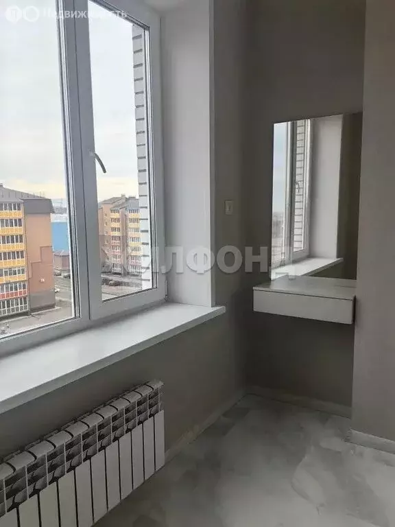 1-комнатная квартира: Абакан, улица Генерала Тихонова, 8 (40 м) - Фото 2