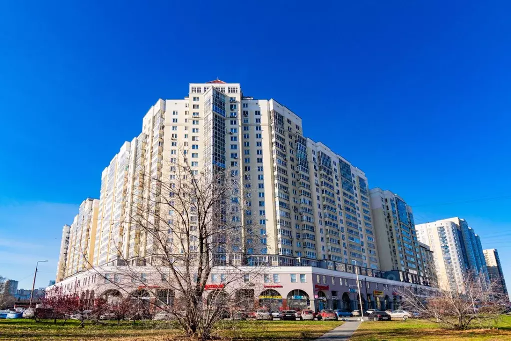 2-к кв. Свердловская область, Екатеринбург ул. 8 Марта, 194 (57.1 м) - Фото 1