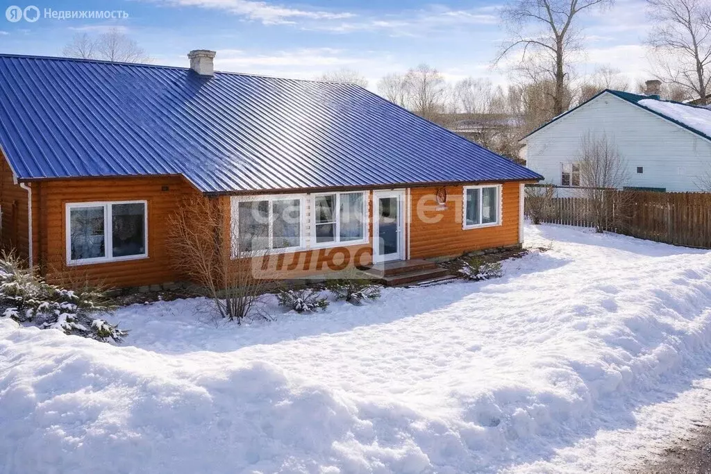 Дом в Верхний Уфалей, улица Островского (52.3 м) - Фото 1