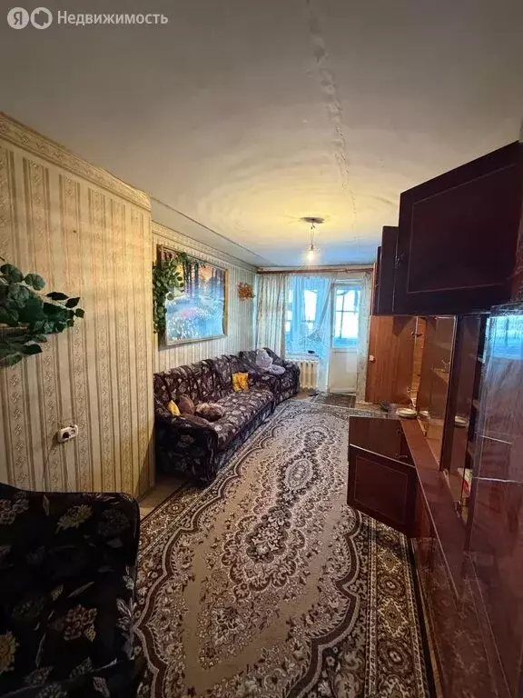 3-комнатная квартира: посёлок Новотуринский, 13 (65.3 м) - Фото 1