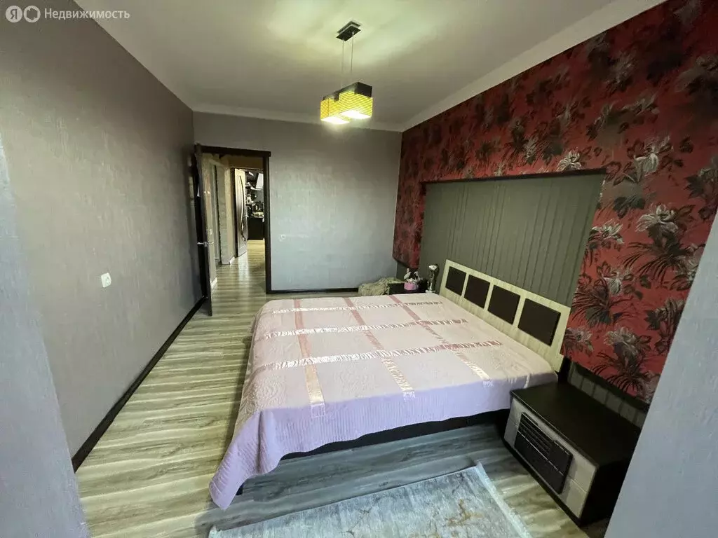 3-комнатная квартира: Нальчик, Осетинская улица, 146 (80 м) - Фото 1