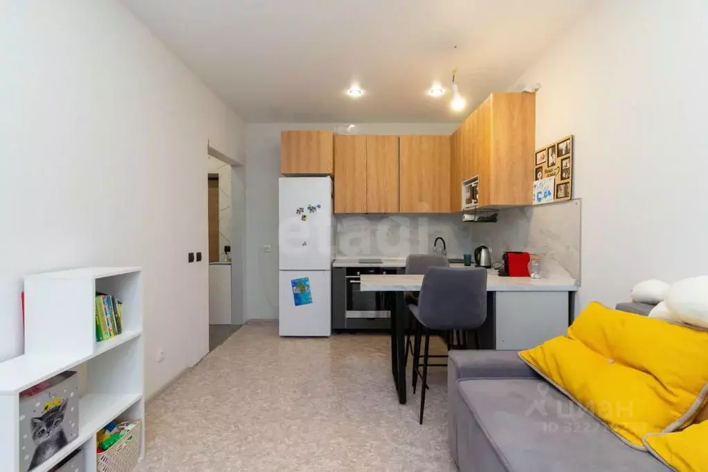 2-к кв. Красноярский край, Красноярск ул. Лесников, 37 (32.7 м) - Фото 1