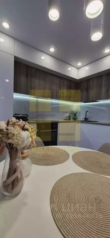 3-к кв. Омская область, Омск ул. Гусарова, 113 (59.0 м) - Фото 1