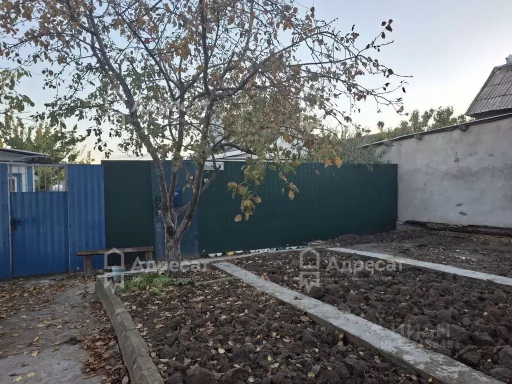 Дом в Волгоградская область, Волгоград Краснолиманская ул. (50 м) - Фото 1