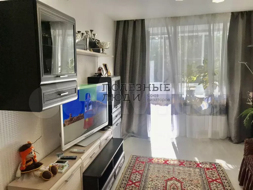 3-к. квартира, 52 м, 5/5 эт. - Фото 1