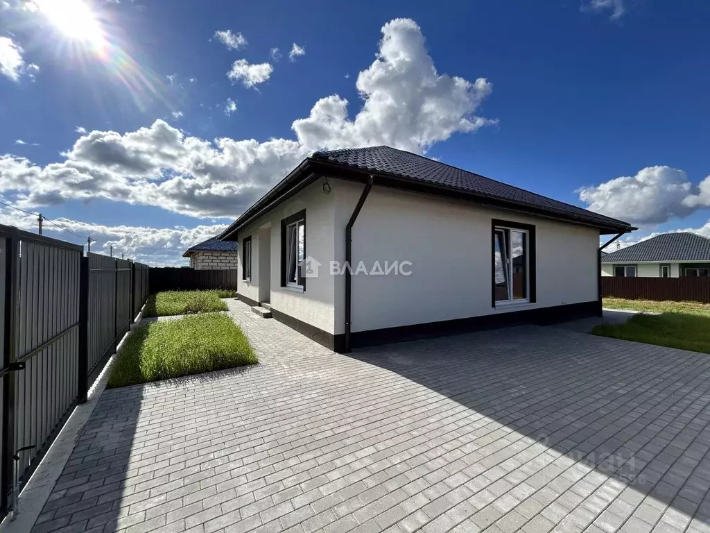 Дом в Калининградская область, Гурьевский муниципальный округ, пос. ... - Фото 2