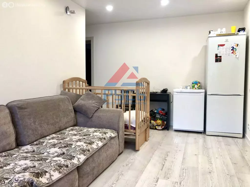 3-комнатная квартира: Коркино, улица Цвиллинга, 50 (54.8 м) - Фото 0