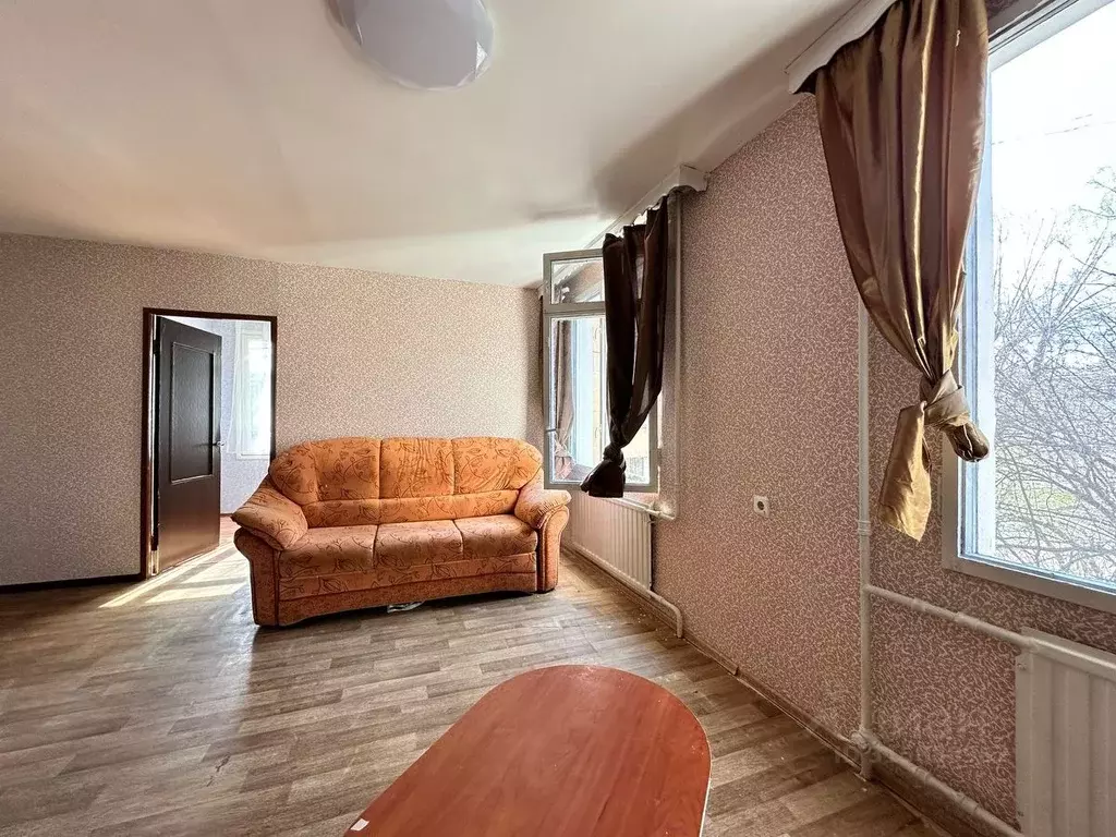 4-к кв. Санкт-Петербург ул. Лени Голикова, 24 (60.0 м) - Фото 0