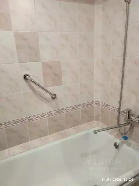 1-к кв. Иркутская область, Иркутск Юбилейный мкр, 104 (33.0 м) - Фото 2