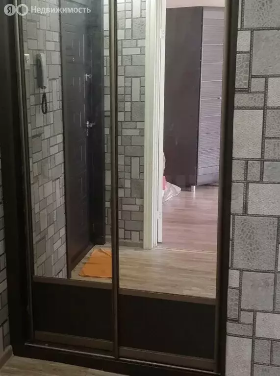 1-комнатная квартира: Омск, улица 20-я Линия, 61 (29 м) - Фото 1