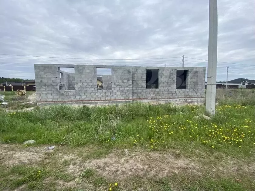 Дом 100 м на участке 8,5 сот. - Фото 0