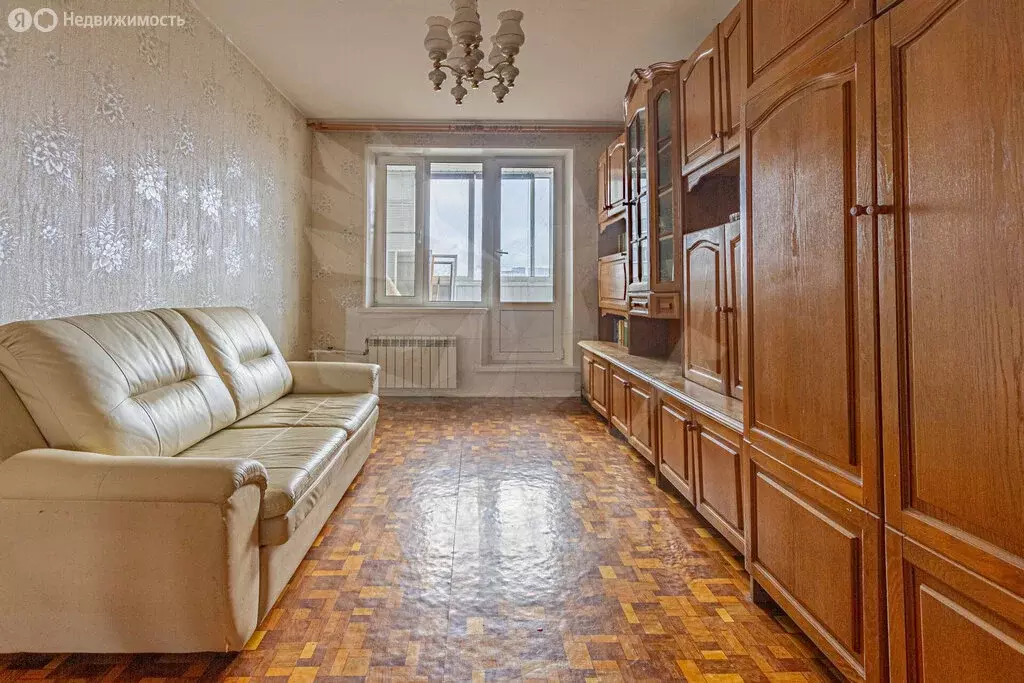 3-комнатная квартира: Москва, Стройковская улица, 2 (63 м) - Фото 1