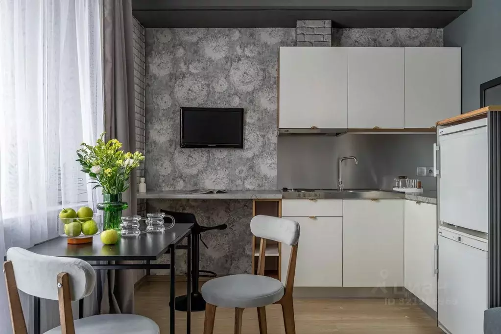 1-к кв. Свердловская область, Екатеринбург ул. Авиаторов, 14 (25.0 м) - Фото 2