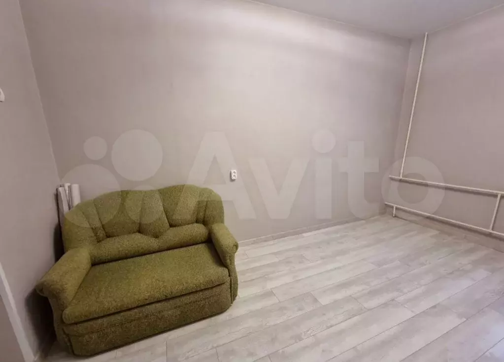 Комната 16,2 м в 1-к., 2/2 эт. - Фото 1