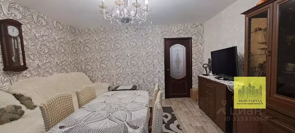 3-к кв. Ханты-Мансийский АО, Пыть-Ях 4-й Молодежный мкр, 4 (66.4 м) - Фото 1