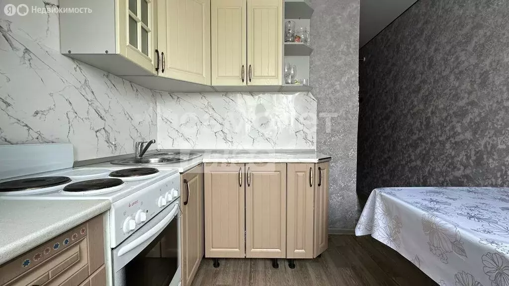 1-комнатная квартира: Челябинск, Солнечная улица, 18Б (27.4 м) - Фото 1