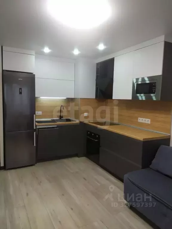 2-к кв. Тюменская область, Тюмень ул. Павла Шарова, 9к1 (67.6 м) - Фото 1