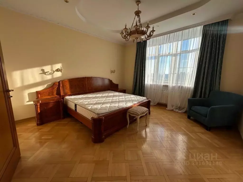 6-к кв. Москва Авиационная ул., 79 (410.0 м) - Фото 1