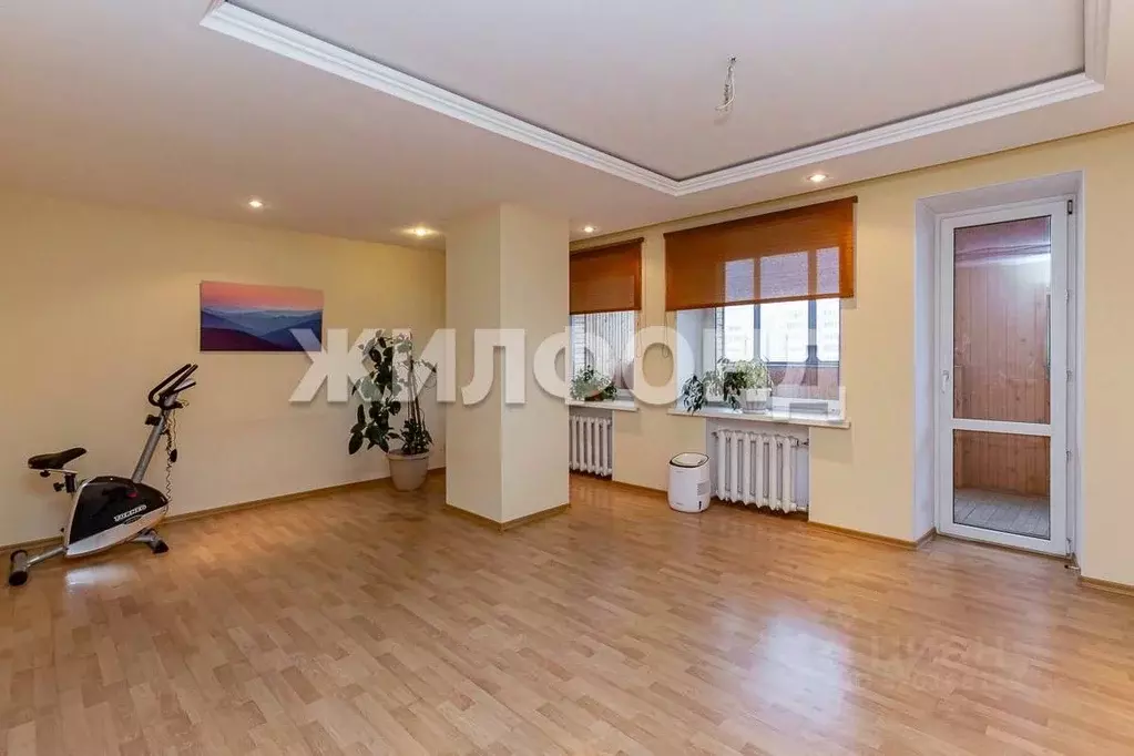 6-к кв. Алтайский край, Барнаул ул. Попова, 98А (217.6 м) - Фото 0