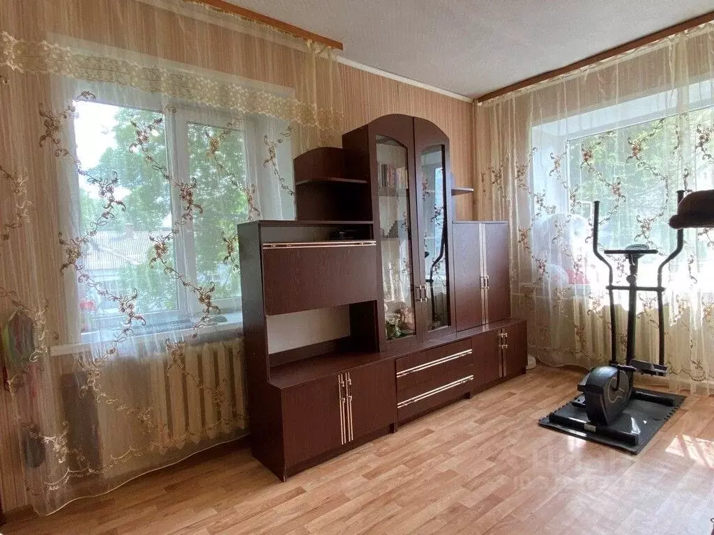 1-к кв. Владимирская область, Владимир ул. Усти-на-Лабе, 5 (32.0 м) - Фото 0