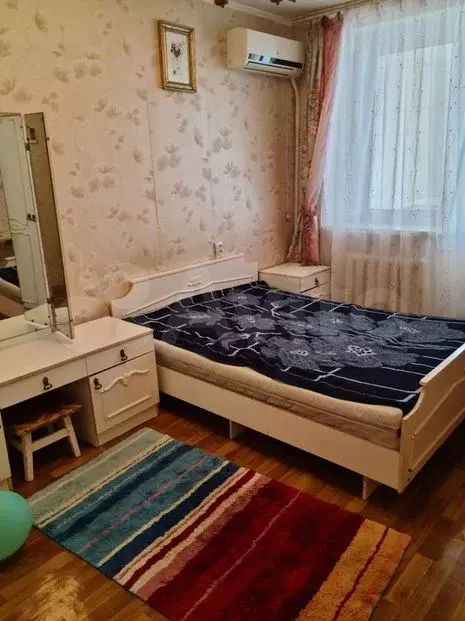 2-к. квартира, 55м, 2/5эт. - Фото 0