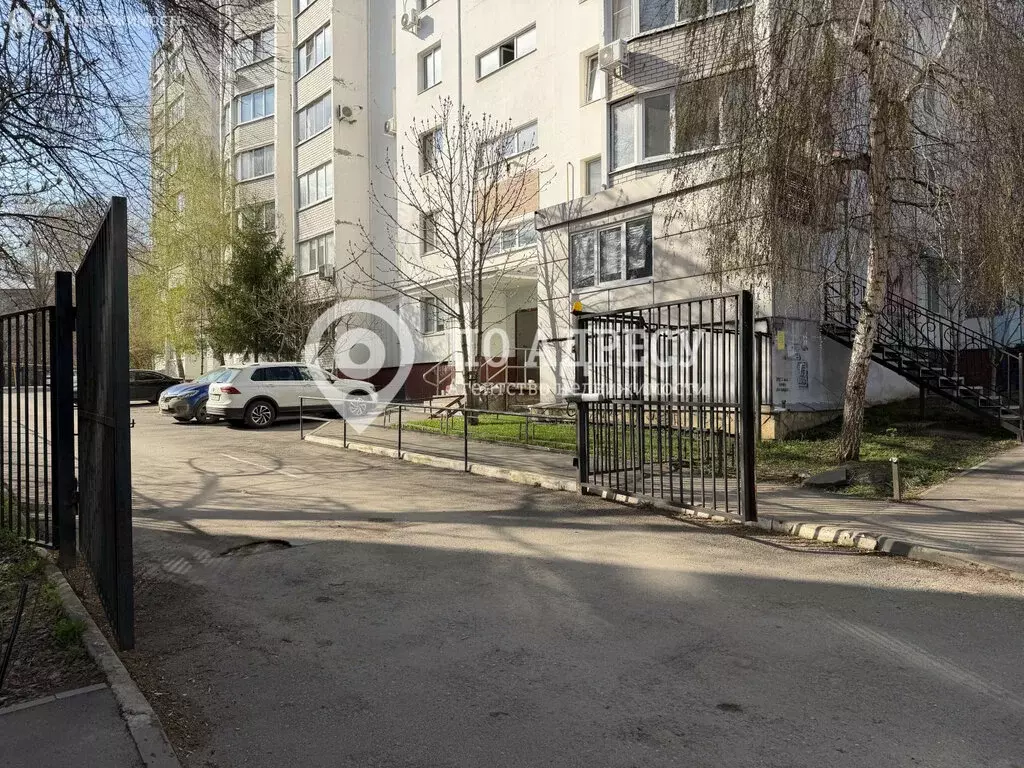 2-комнатная квартира: Саратов, Ламповая улица, 7 (59.7 м) - Фото 2