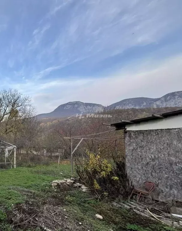 Участок в Крым, Бахчисарайский район, Голубинское с/пос, с. Соколиное ... - Фото 1