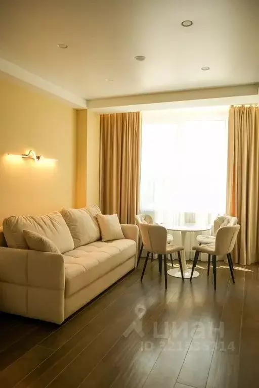 1-к кв. Севастополь ул. Летчиков, 10к3 (35.0 м) - Фото 0