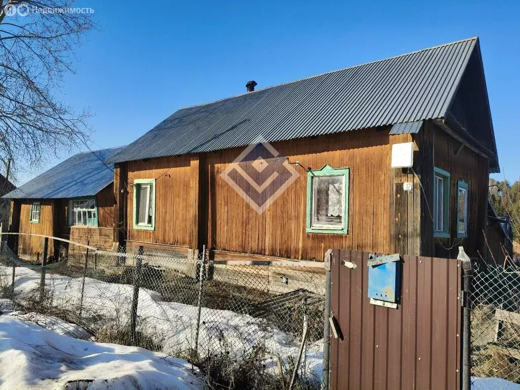 Дом в Пермский край, Карагайский муниципальный округ, деревня ... - Фото 1