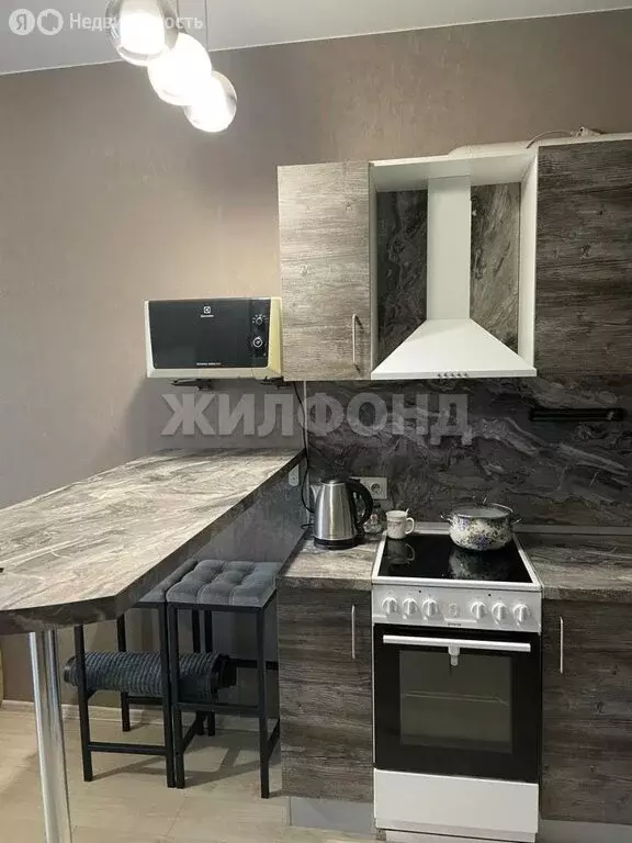 Квартира-студия: Кемерово, проспект Химиков, 34 (26.1 м) - Фото 1