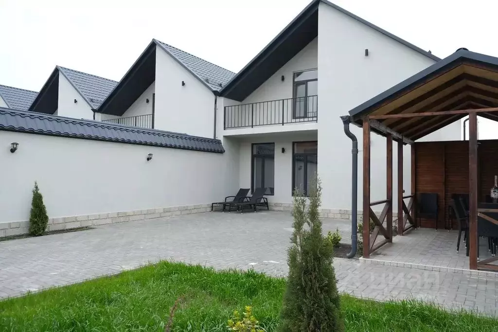 Дом в Дагестан, Махачкала Караман-5 мкр, туп. 3-й Хвойный (120 м) - Фото 1