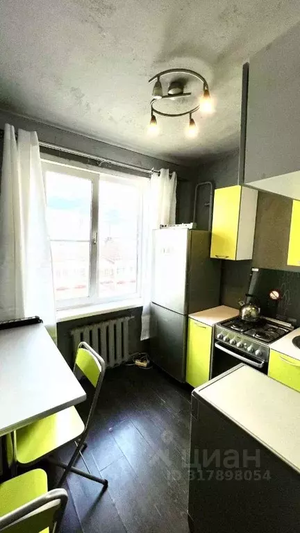 2-к кв. Брянская область, Брянск ул. Ульянова, 31Б (44.1 м) - Фото 0