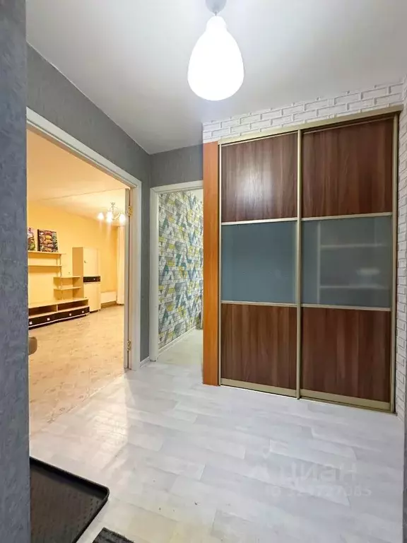 2-к кв. Свердловская область, Екатеринбург ул. Большакова, 17 (47.8 м) - Фото 2