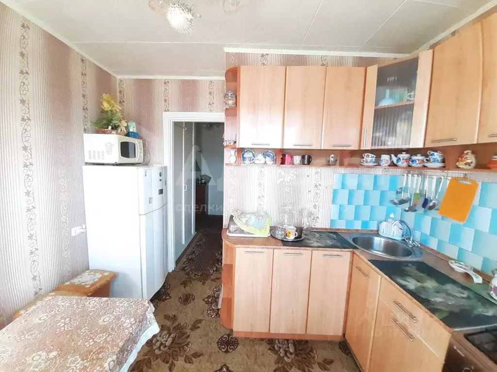 3-к кв. Волгоградская область, Волгоград ул. Грамши, 43 (57.7 м) - Фото 0