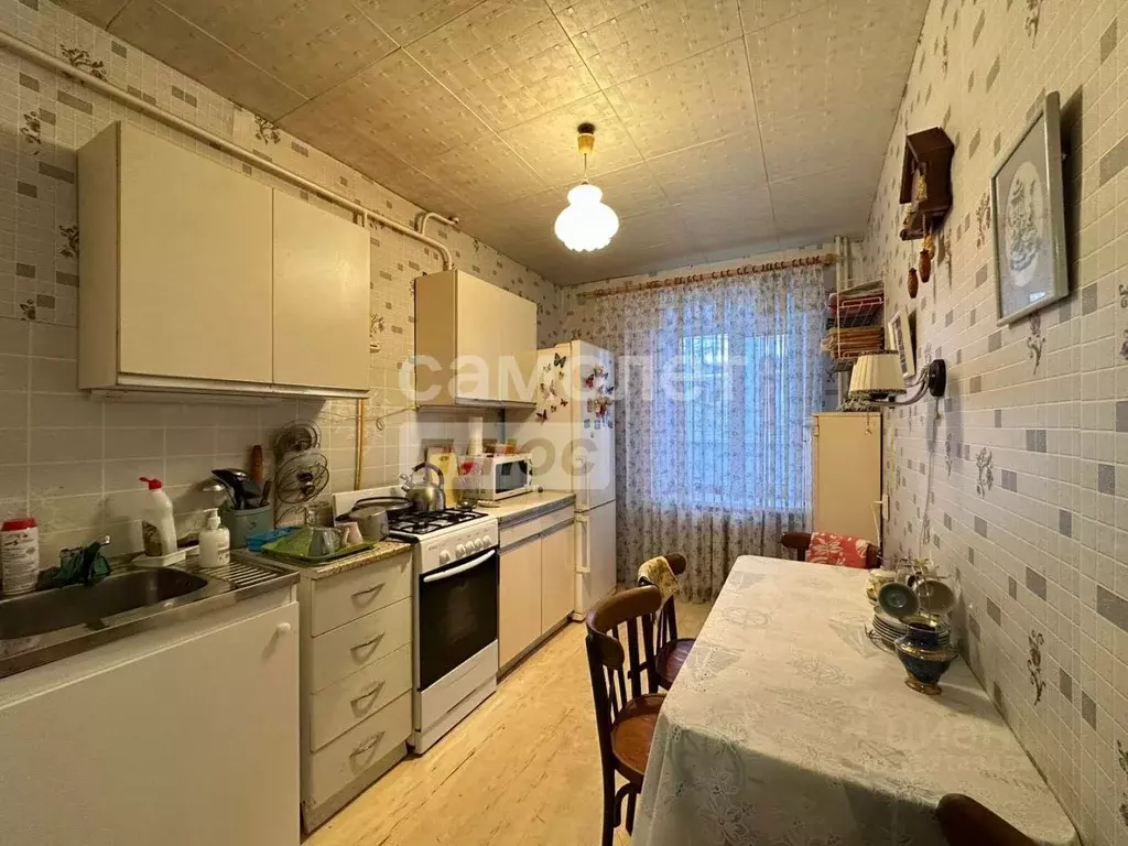 2-к кв. Ярославская область, Углич Цветочный мкр, 10 (47.4 м) - Фото 0