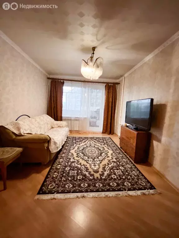 3-комнатная квартира: Ивангород, улица Федюнинского, 5 (59.5 м) - Фото 1