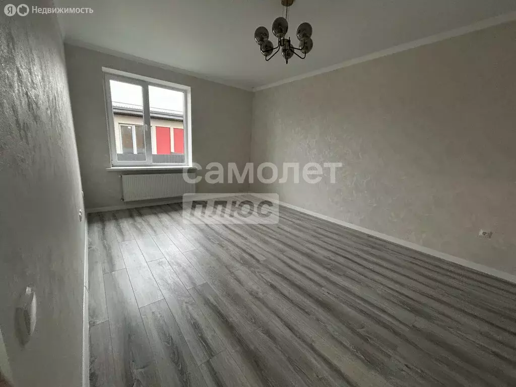 Дом в Михайловск, улица Ивана Кожедуба (83 м) - Фото 1