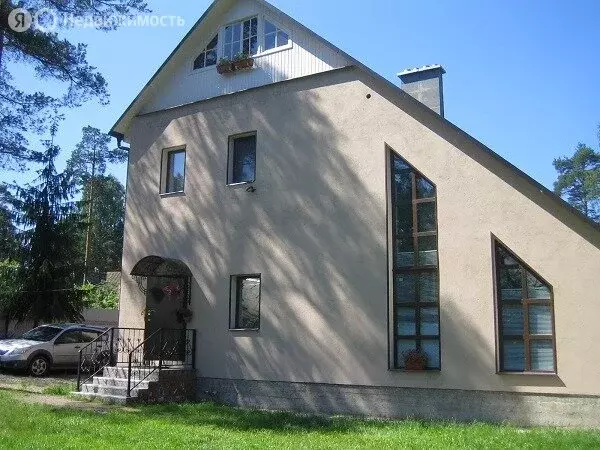 Дом в городской посёлок Вырица, переулок Повассара (300 м) - Фото 2