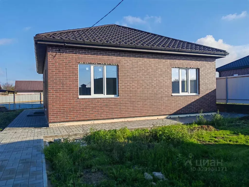 Дом в Ростовская область, Неклиновский район, с. Николаевка ул. Гоголя ... - Фото 1