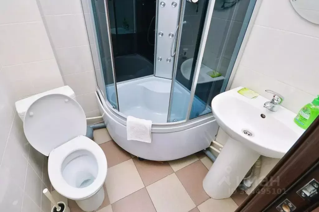 Комната Новосибирская область, Новосибирск Выборная ул., 122 - Фото 2