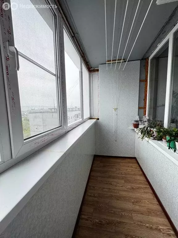3-комнатная квартира: Тольятти, улица Куйбышева, 38 (64 м) - Фото 0