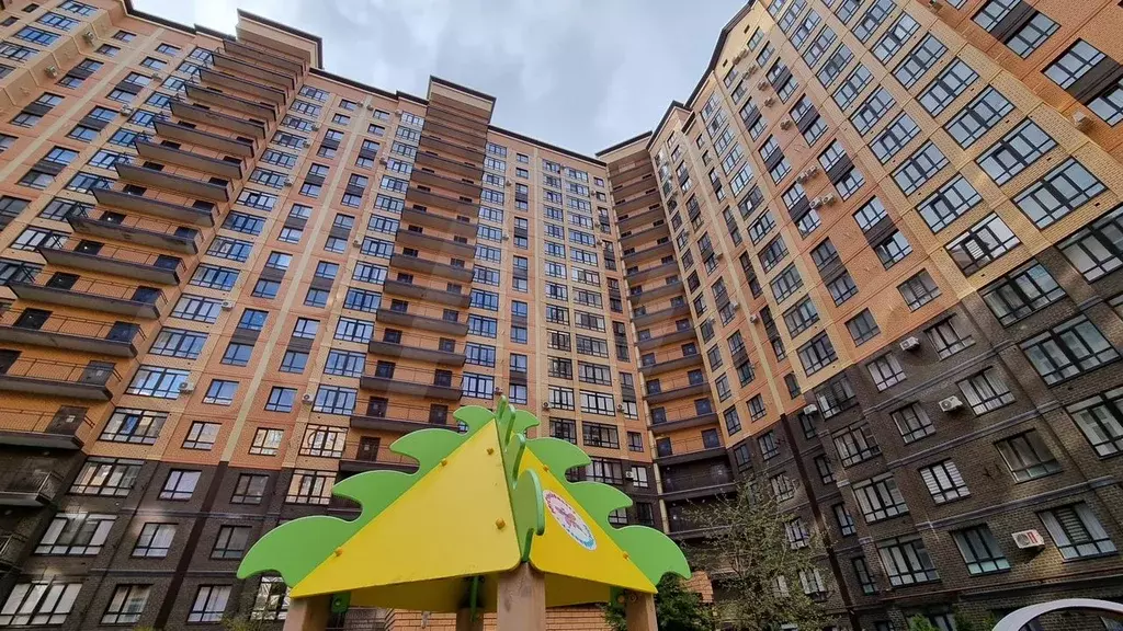 2-к. квартира, 57,5 м, 1/17 эт. - Фото 1