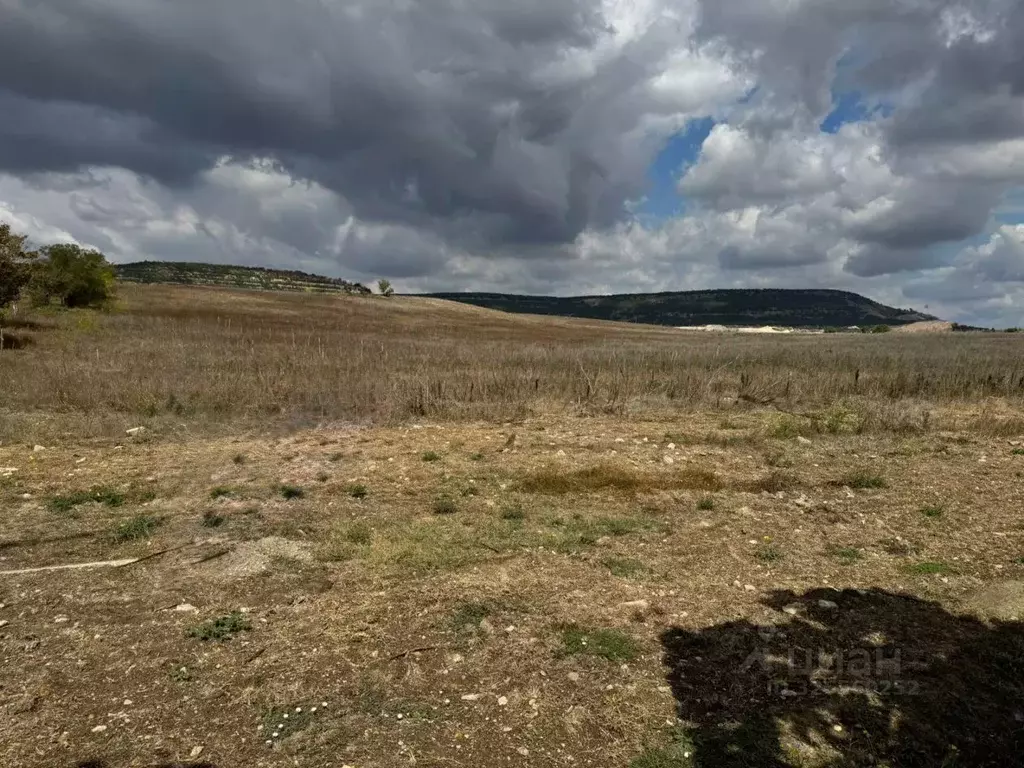 Участок в Крым, Симферопольский район, с. Урожайное  (6.0 сот.) - Фото 2