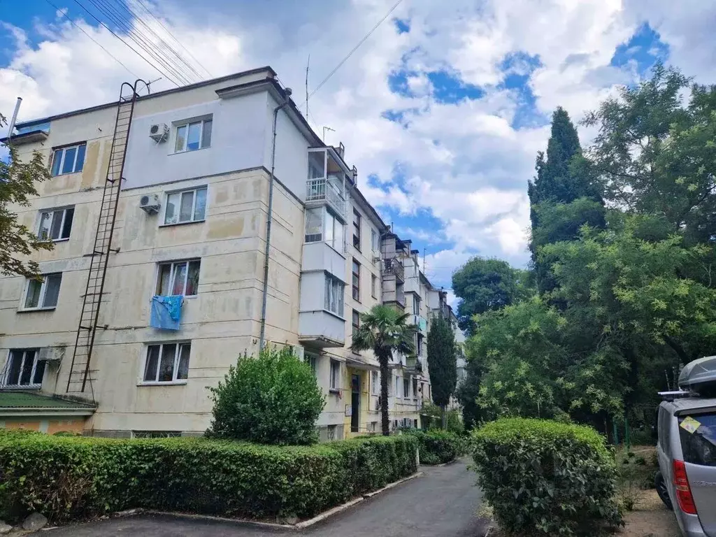 2-к кв. Крым, Алушта ул. Ленина, 43 (43.8 м) - Фото 1