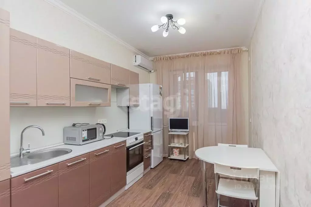 2-к кв. Краснодарский край, Краснодар Российская ул., 79/3к2 (59.0 м) - Фото 0
